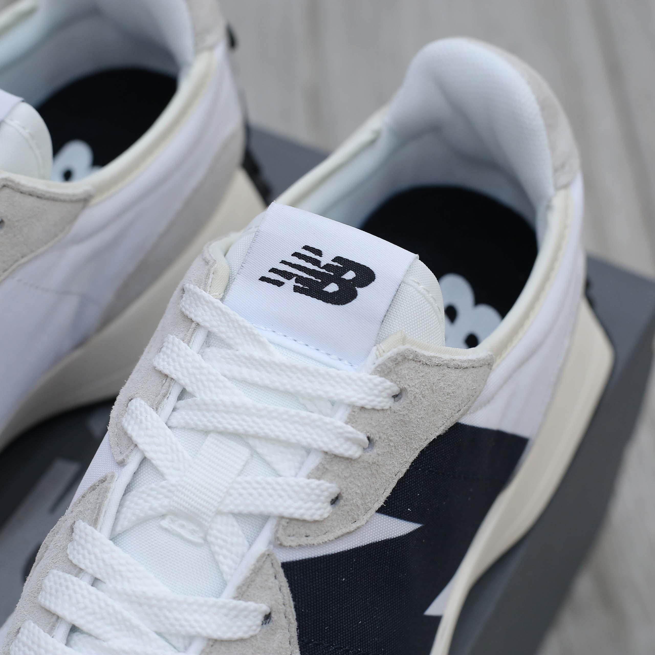 Giày New Balance 327 Sea Salt Like Auth