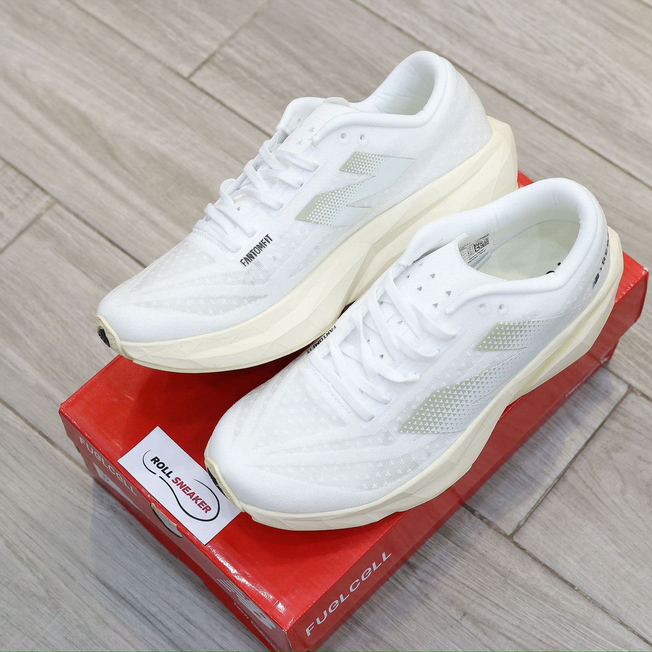 Giày New Balance FuelCell Rebel V4 - White Like Auth
