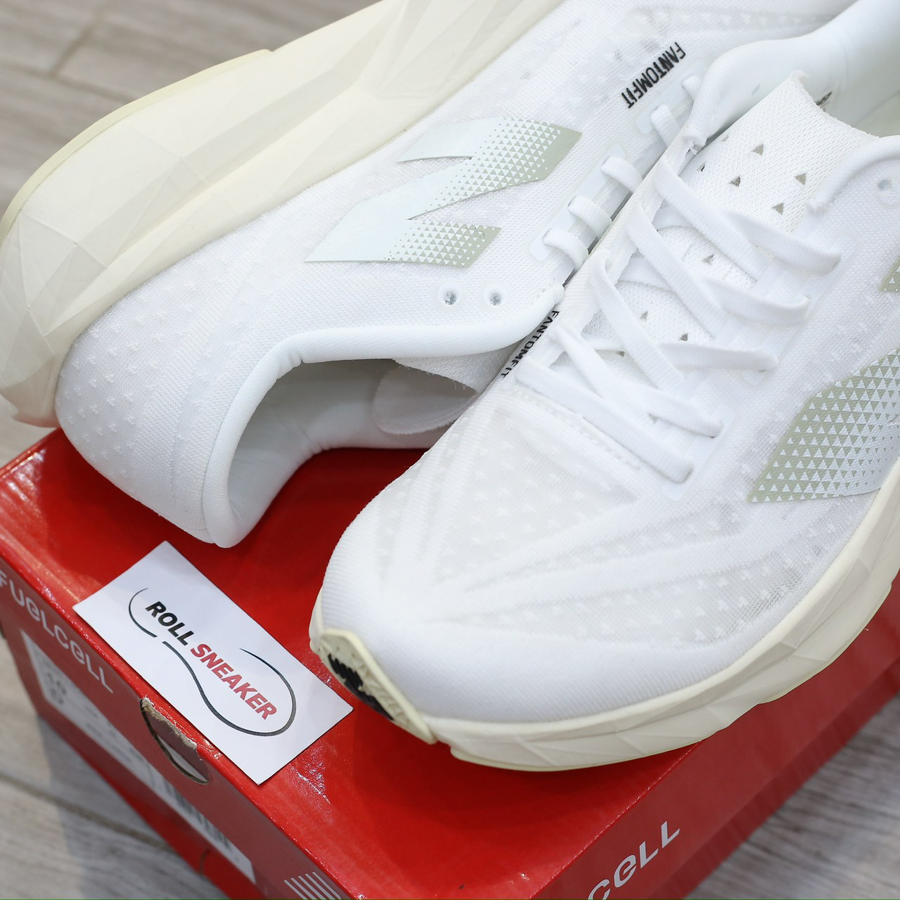 Giày New Balance FuelCell Rebel V4 - White Like Auth