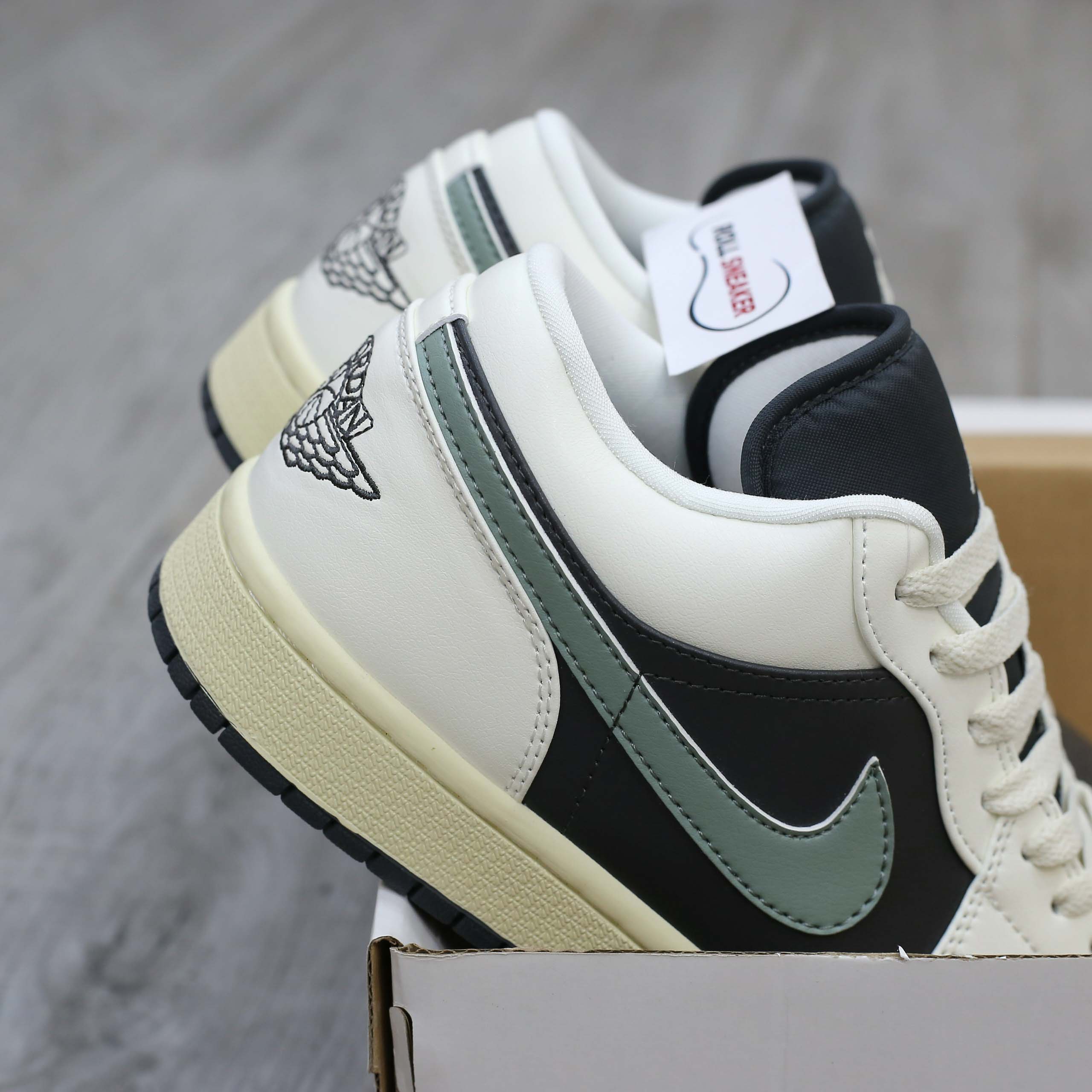 Giày Nike Air Jordan 1 Low ‘Jade Smoke’ (W) Like Auth
