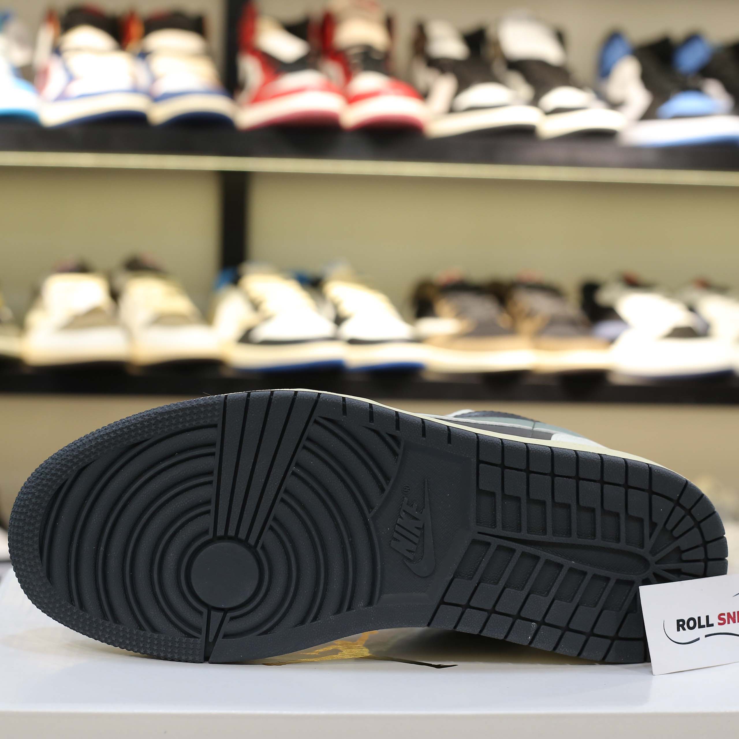 Giày Nike Air Jordan 1 Low ‘Jade Smoke’ (W) Like Auth