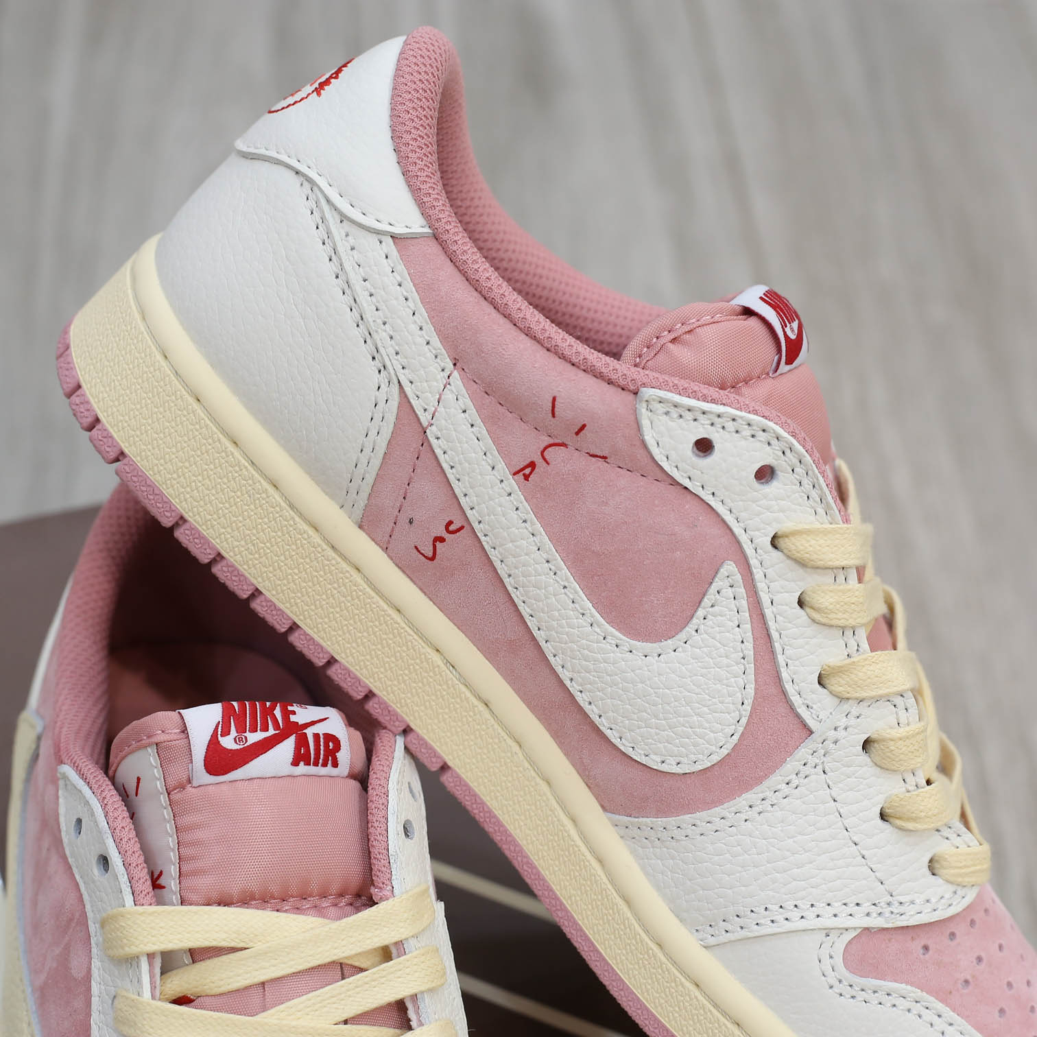 Giày Jordan 1 Low OG Travis Scott Pink Shy Like Auth
