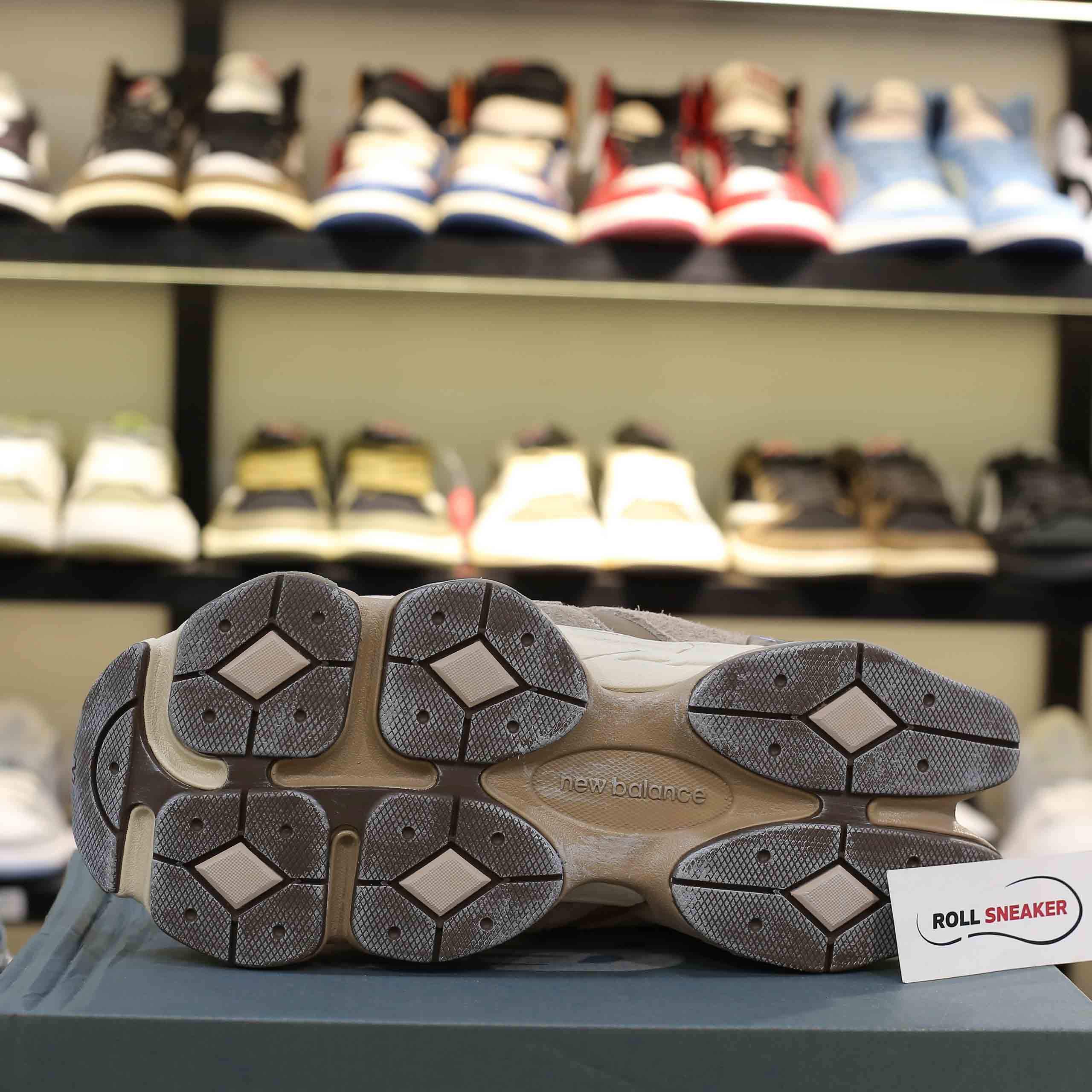 Giày New Balance 9060 Mushroom Timberwolf Like Auth