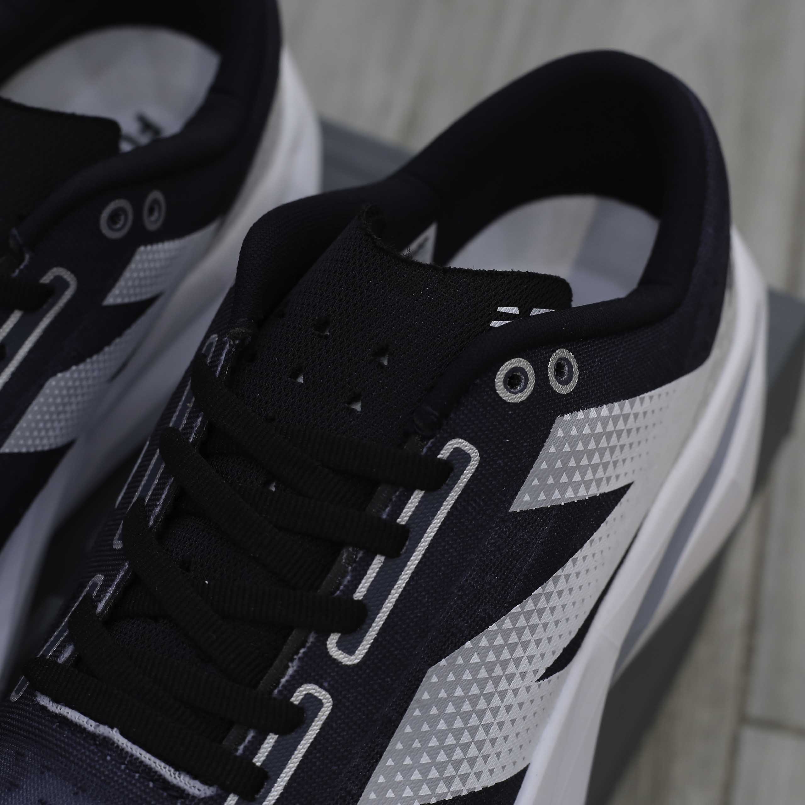 Giày New Balance FuelCell Rebel V4 - Graphite Like Auth