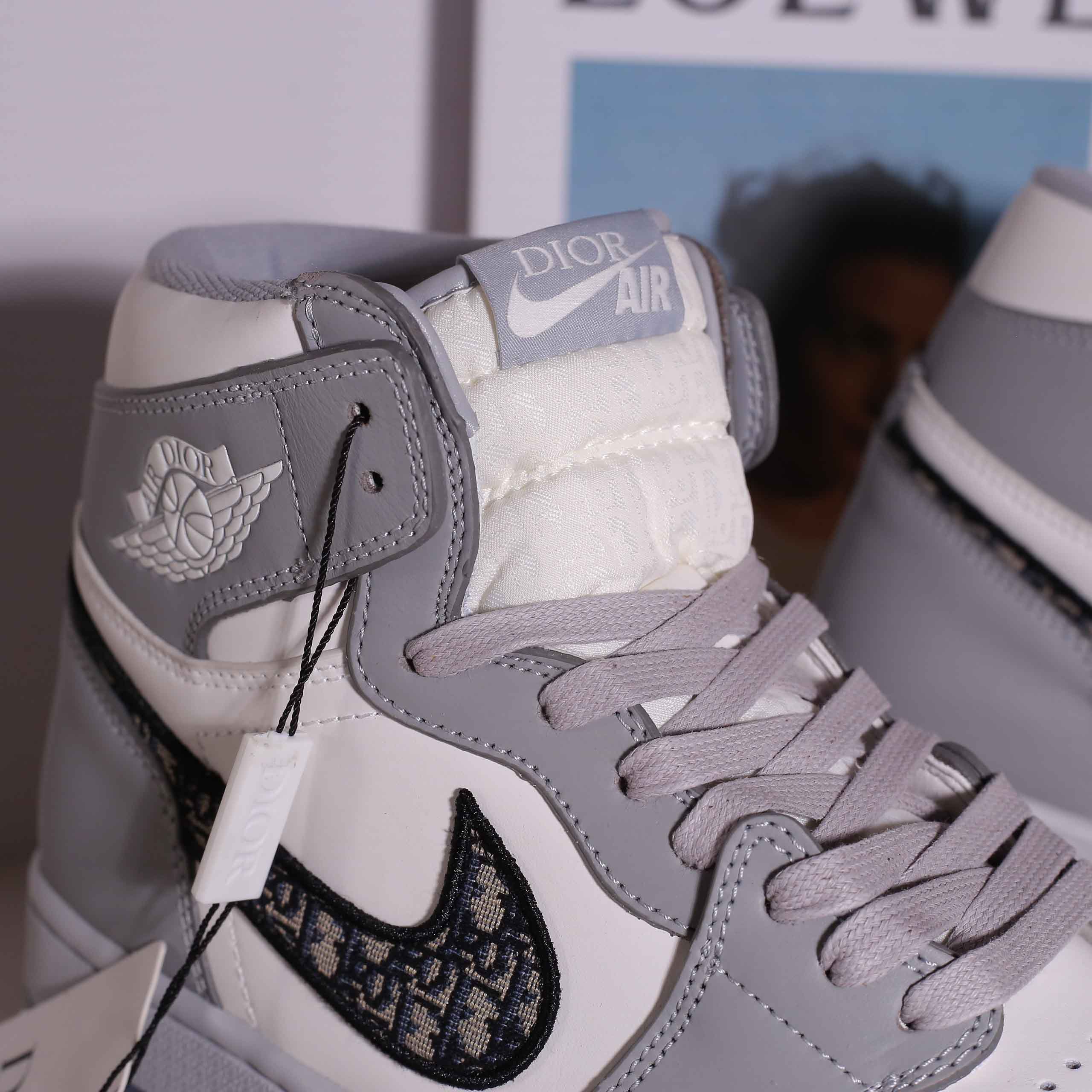 Giày Nike Air Jordan 1 Retro High Dior Best Quality – Thanh Lý No Box New 100%