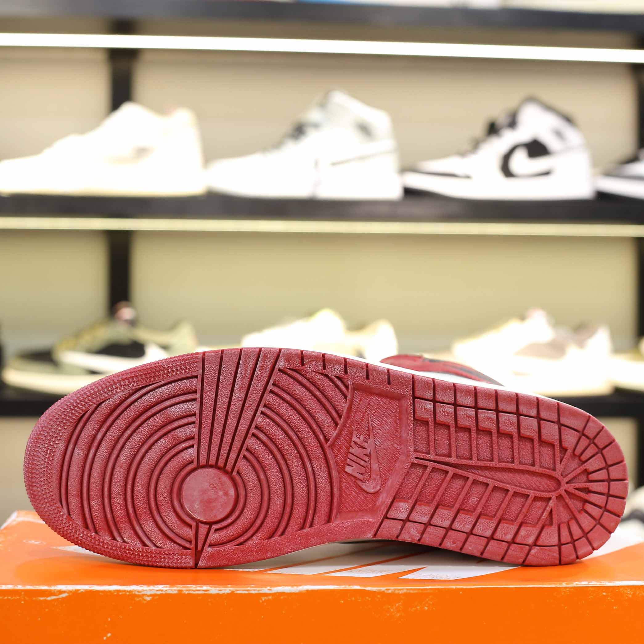 Giày Nike Air Jordan 1 Retro High OG ‘Lost & Found’ Best Quality