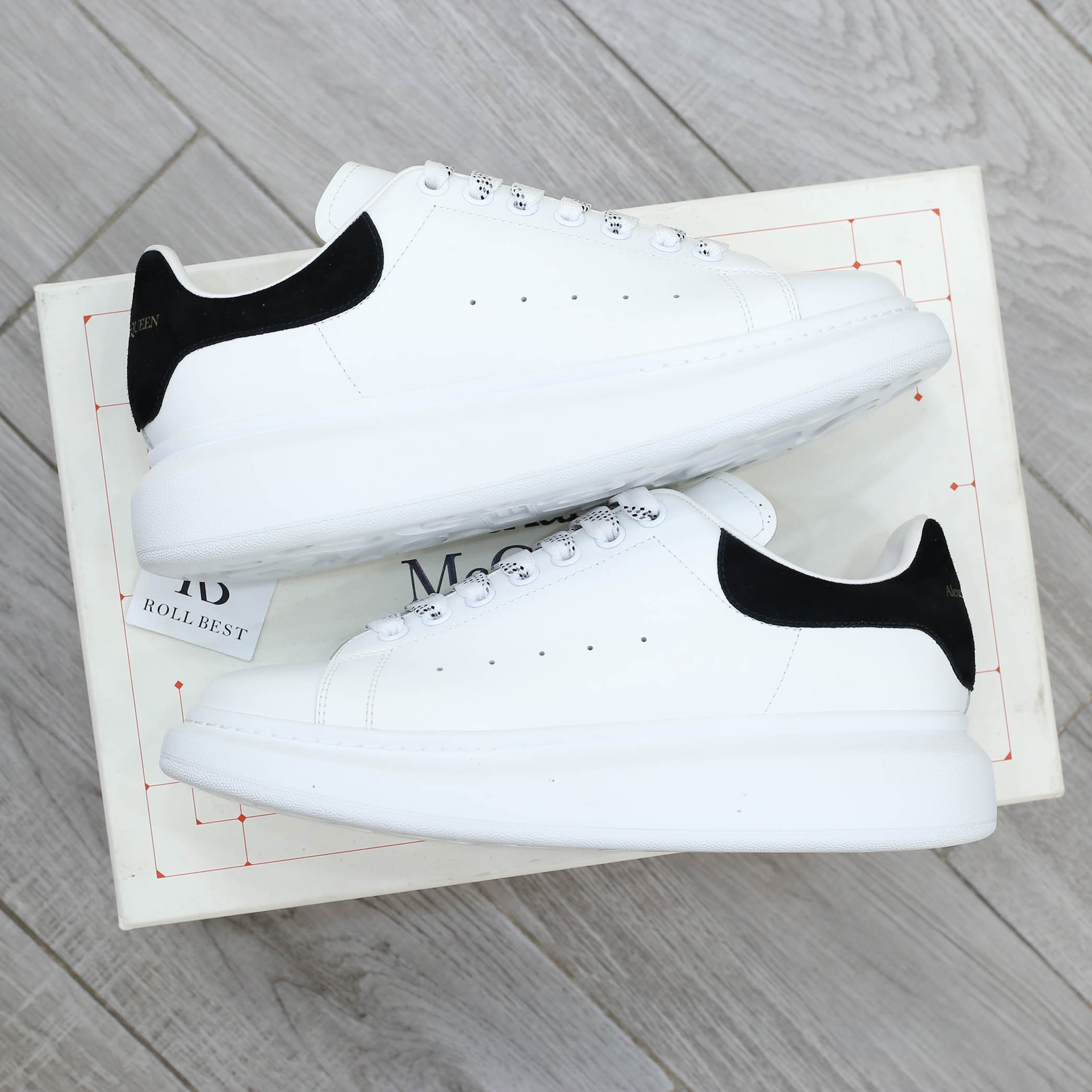Giày Alexander Mcqueen Oversized gót Nhung Đen SS24 Best Quality