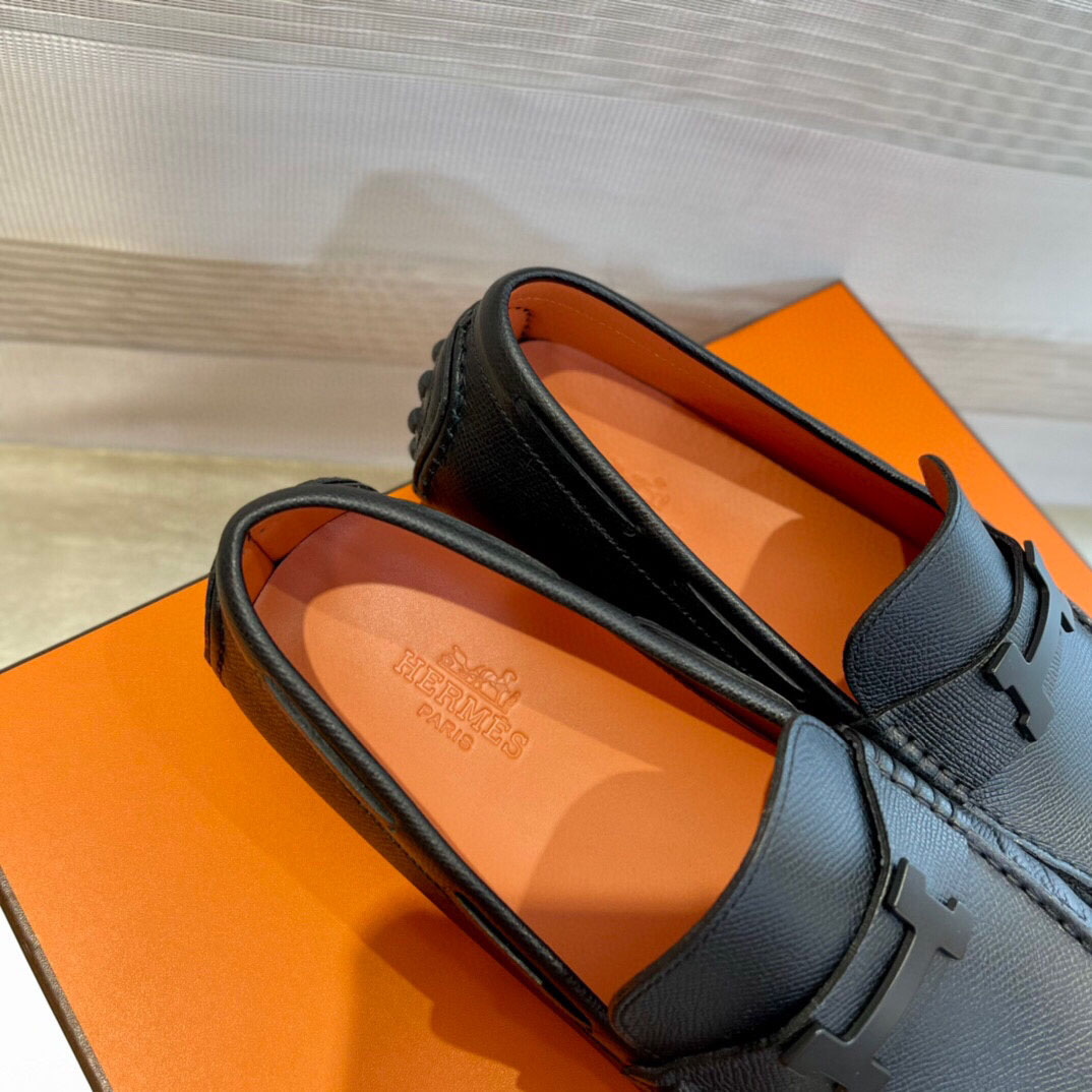Giày Loafer Hermes Đen Da Taiga Khóa chữ H
