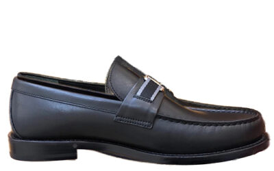Giày Loafer LV Major Black Da Bê Trơn Logo LV Bạc