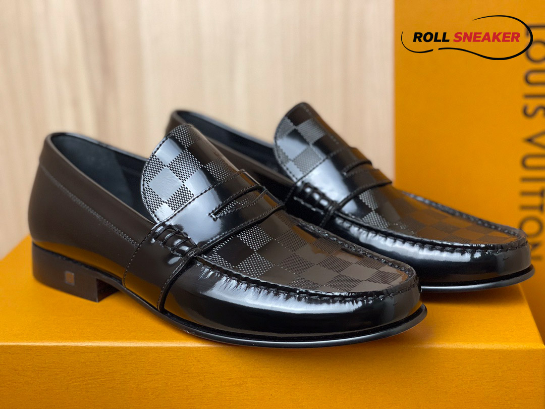 Giày Loafer LV Black Da Bóng Họa Tiết Damier Embossed Santiago