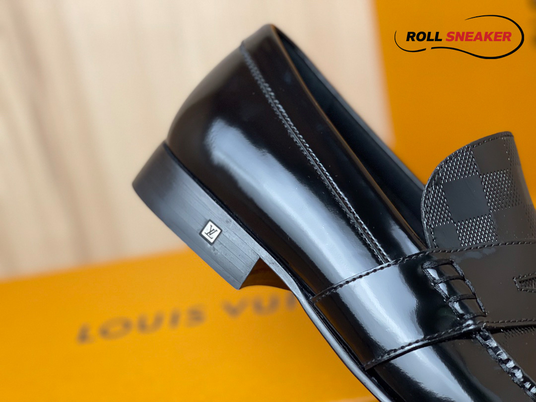 Giày Loafer LV Black Da Bóng Họa Tiết Damier Embossed Santiago