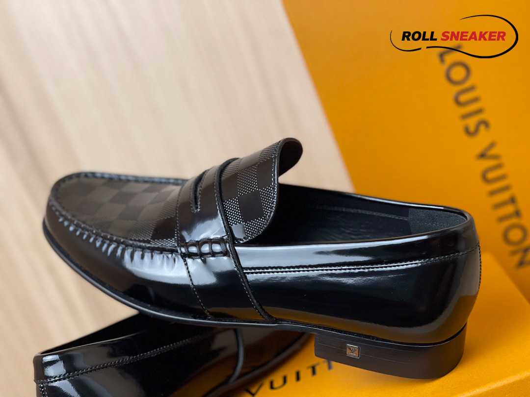 Giày Loafer LV Black Da Bóng Họa Tiết Damier Embossed Santiago