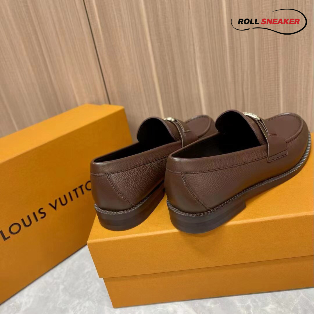 Giày Loafer LV Brown Da Bê Sần Logo LV Vàng