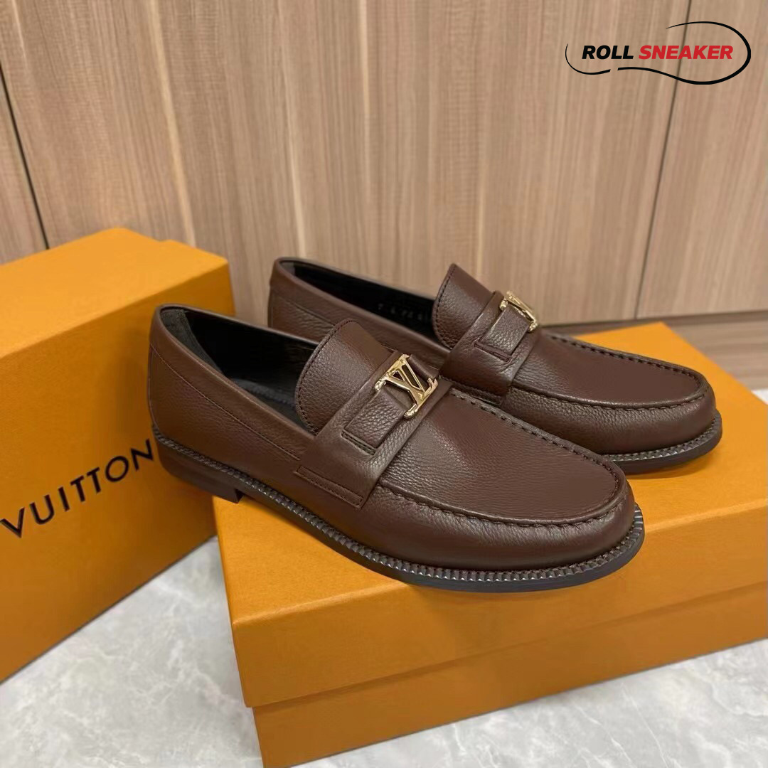 Giày Loafer LV Brown Da Bê Sần Logo LV Vàng
