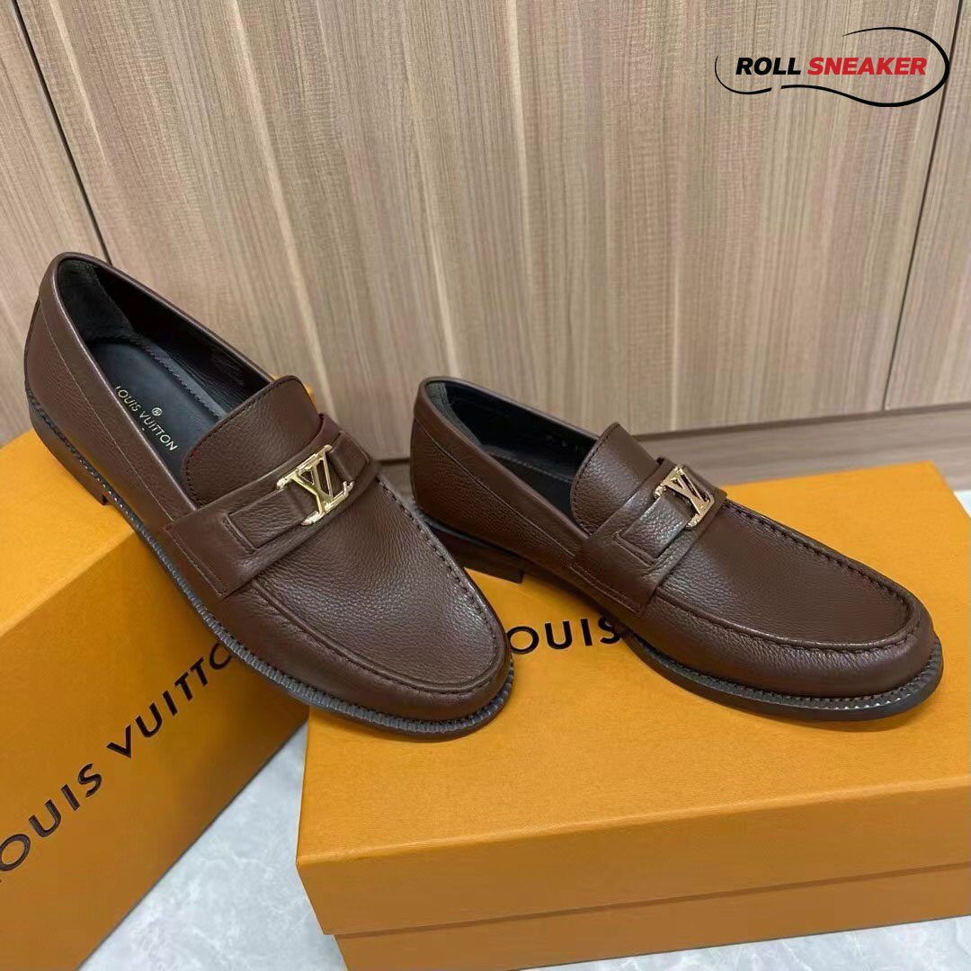 Giày Loafer LV Brown Da Bê Sần Logo LV Vàng