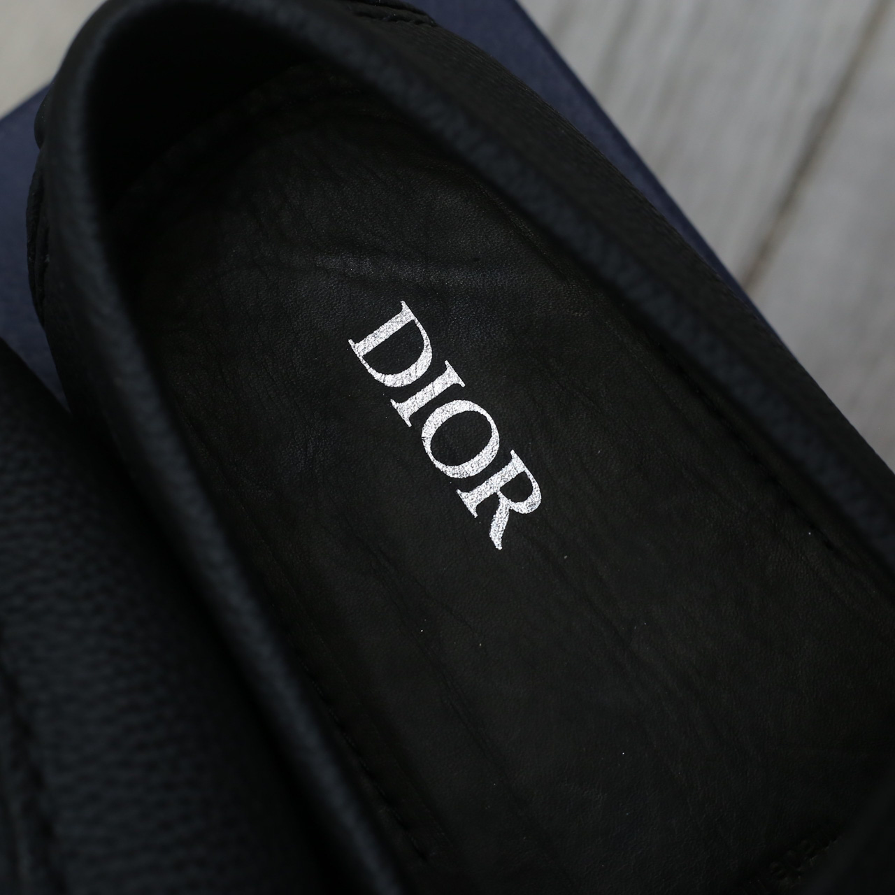 Giày Lười Dior Moca Black Calfskin Logo CD Bạc