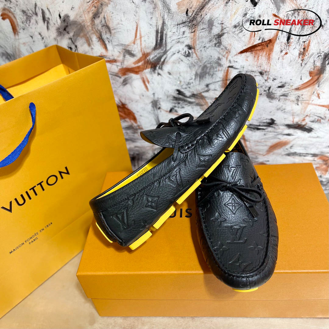 Giày Lười Louis Vuitton Driver Moccasins Da Bê Sần Dập Nổi Monogram Đế Vàng