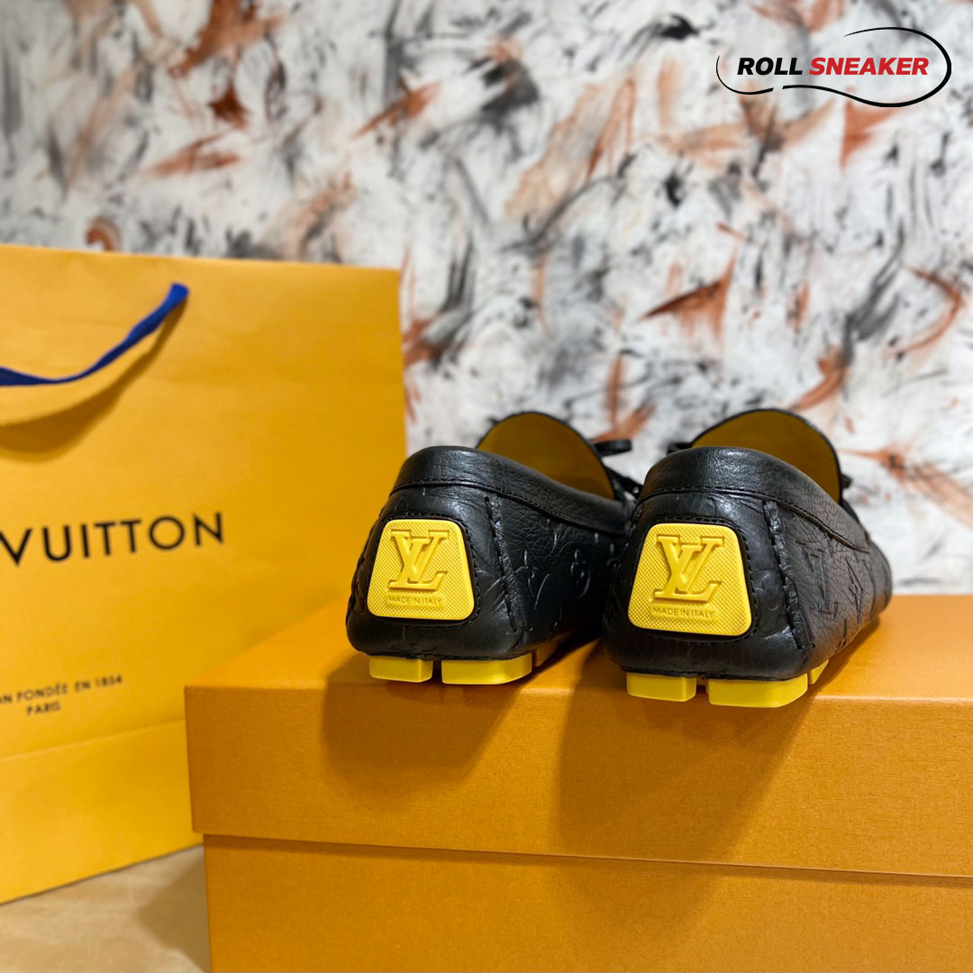 Giày Lười Louis Vuitton Driver Moccasins Da Bê Sần Dập Nổi Monogram Đế Vàng