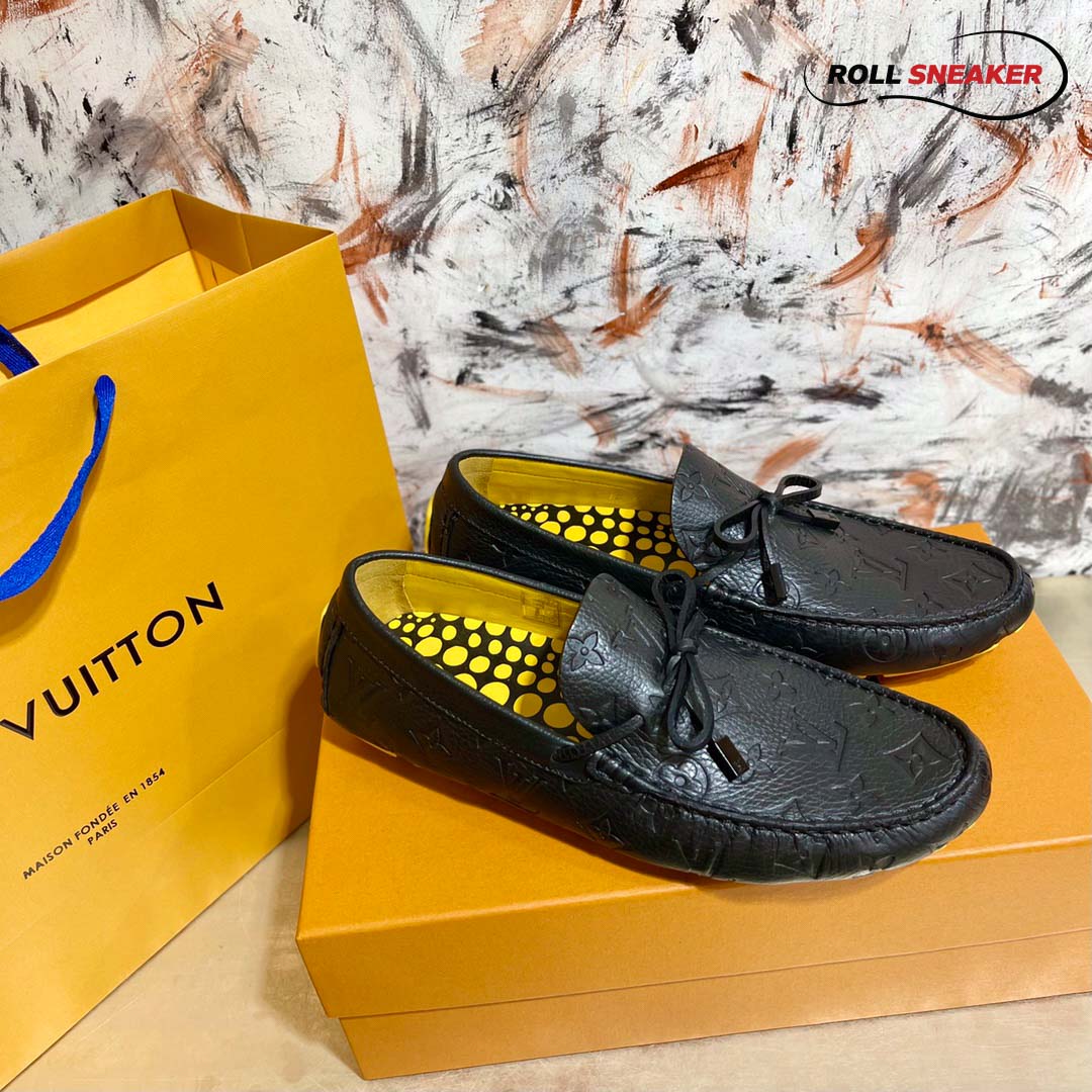 Giày Lười Louis Vuitton Driver Moccasins Da Bê Sần Dập Nổi Monogram Đế Vàng