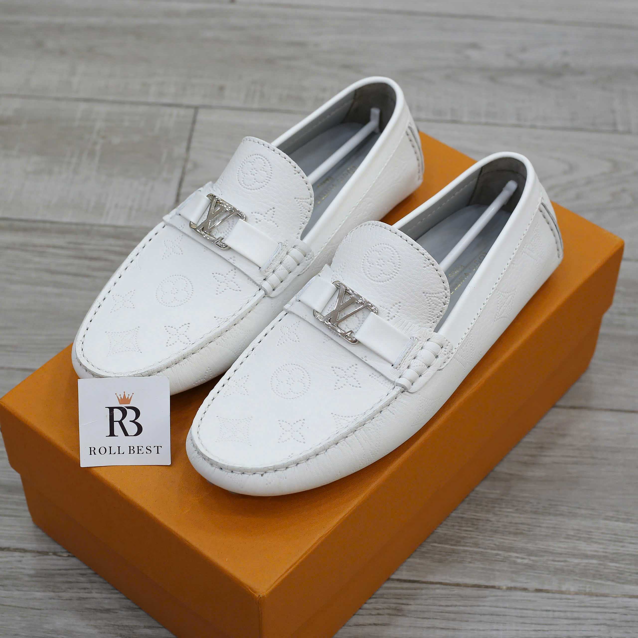 Giày lười Louis Vuitton Major Hockenheim Moccasin White Da Bê Họa Tiết Monogram Logo LV Bạc
