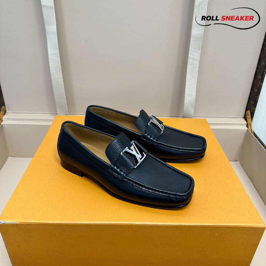 Giày Lười Louis Vuitton Montaigne Loafers Black Da Bê Có Vân Logo LV Bạc