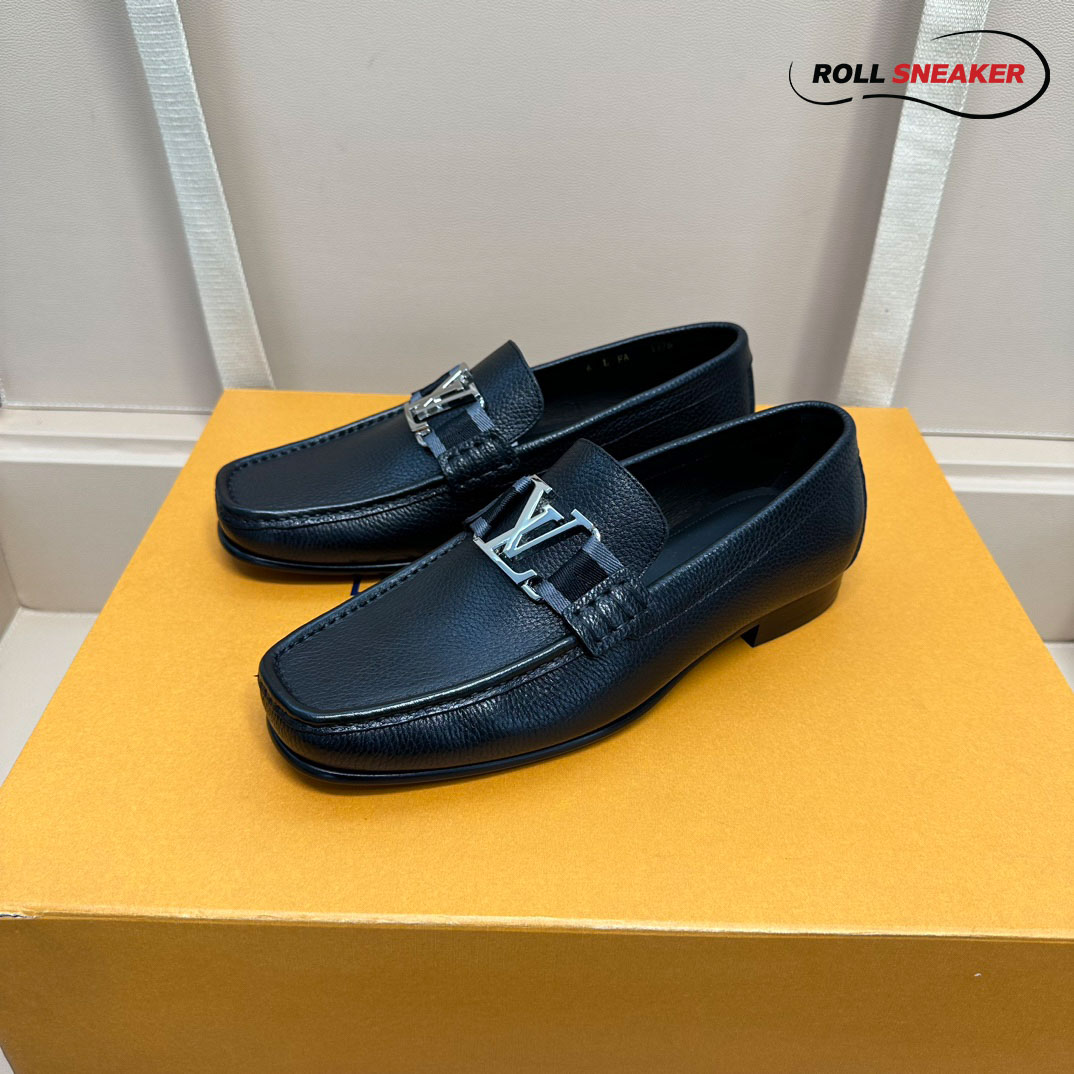 Giày Loafer Louis Vuitton Major Black Đen Da Bê Sần Logo LV Bạc