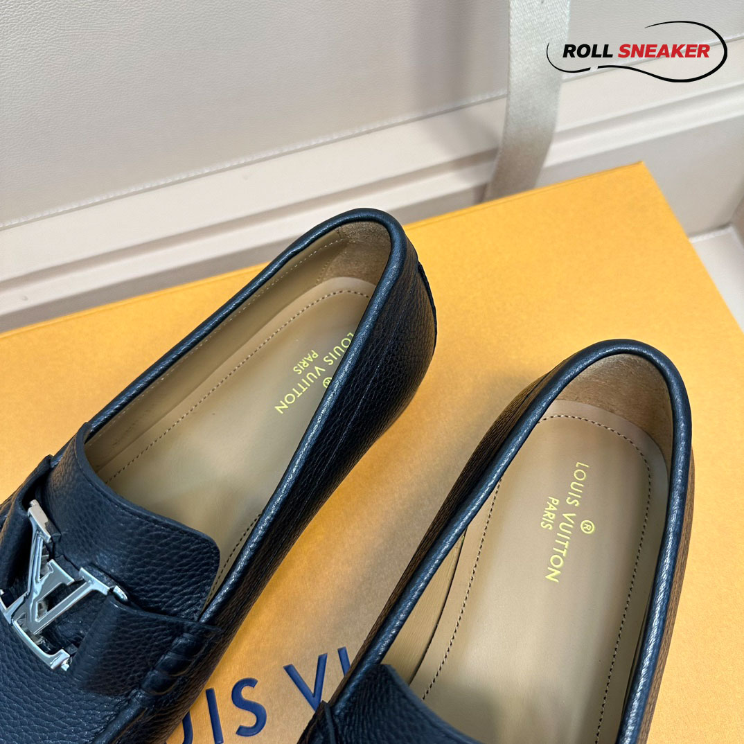 Giày Lười Louis Vuitton Montaigne Loafers Black Da Bê Có Vân Logo LV Bạc