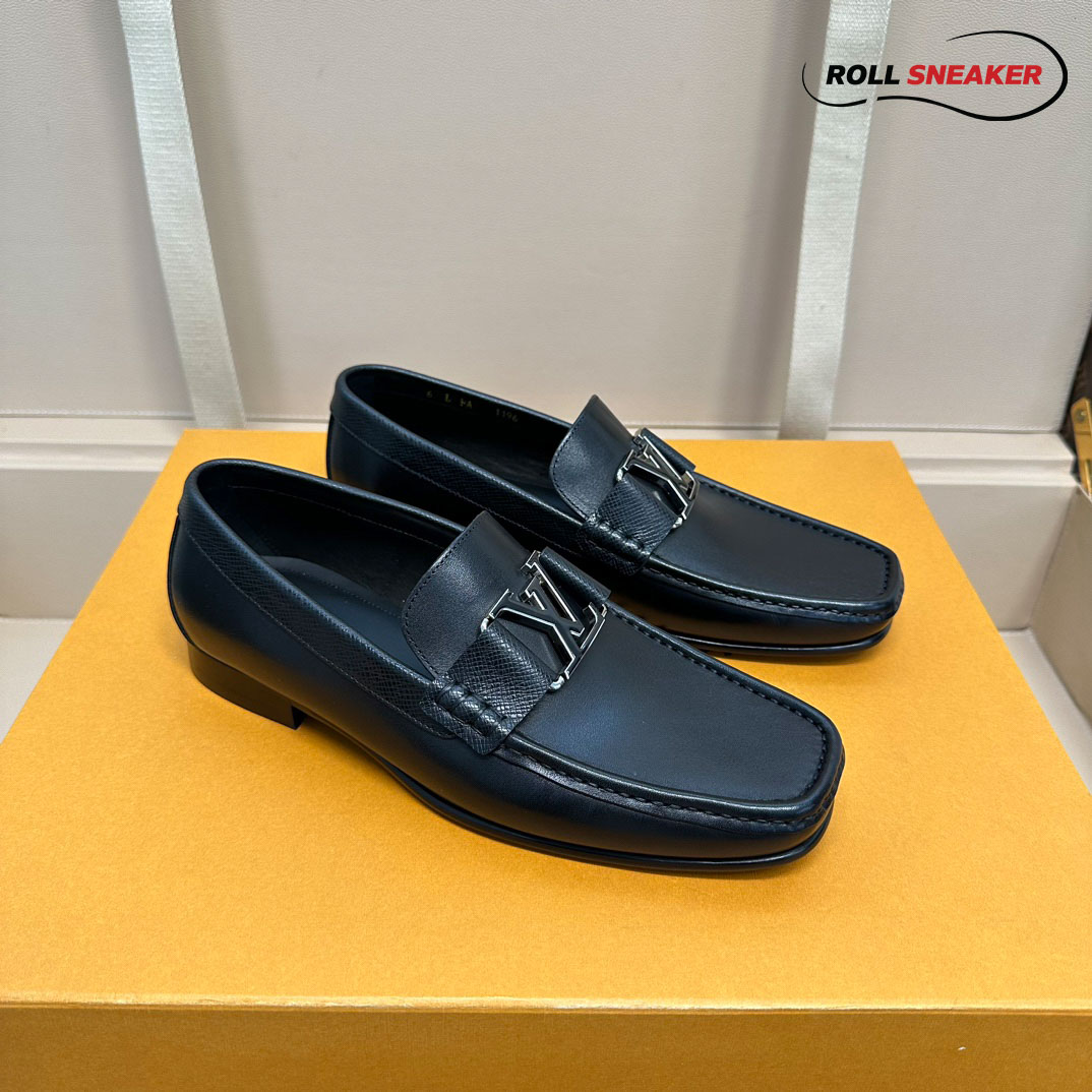 Giày Lười Louis Vuitton Montaigne Loafers Black Da Bê Trơn Logo LV Đen