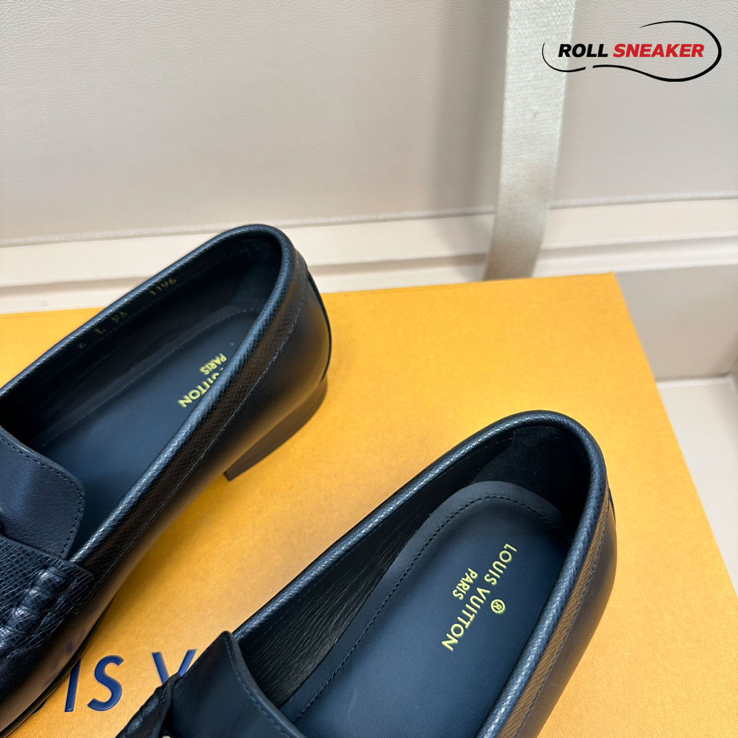 Giày Lười Louis Vuitton Montaigne Loafers Black Da Bê Trơn Logo LV Đen