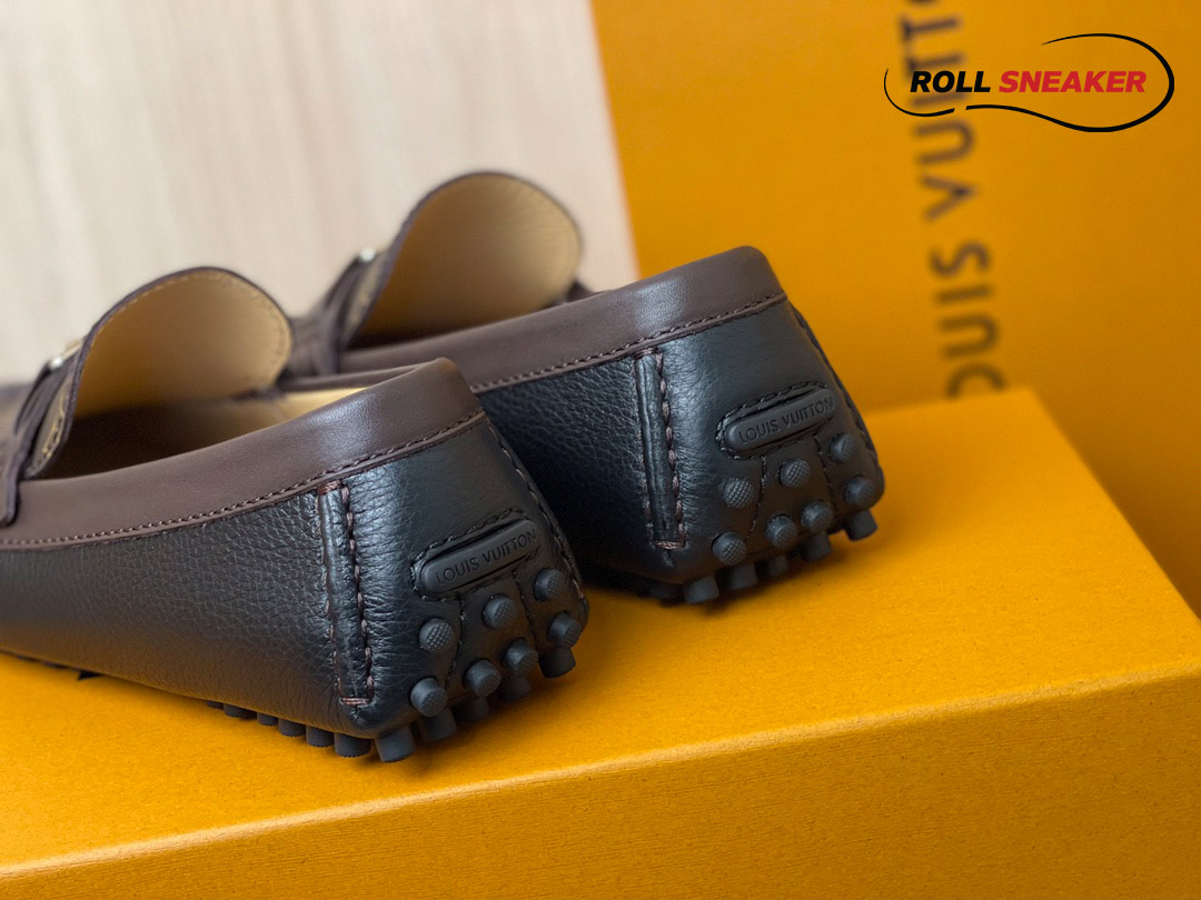 Giày lười LV Hockenheim Mocassin Black Da Bê Sần Họa Tiết Monogram Canvas Logo LV Bạc