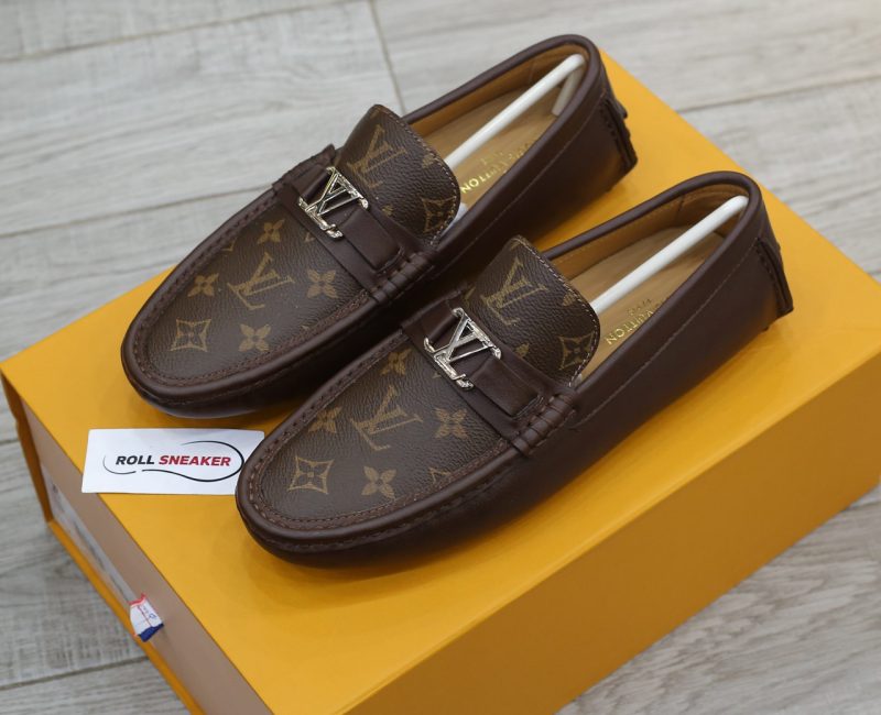 Giày lười LV Hockenheim Mocassin Brown Da Bê Họa Tiết Monogram Canvas Logo LV Bạc