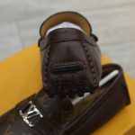 Giày lười LV Hockenheim Mocassin Brown Da Bê Họa Tiết Monogram Canvas Logo LV Bạc