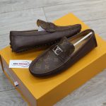 Giày lười LV Hockenheim Mocassin Brown Da Bê Họa Tiết Monogram Canvas Logo LV Bạc