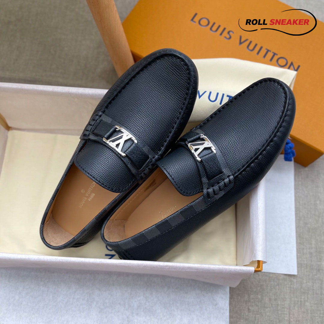 Giày lười LV Hockenheim Mocassin Da Bê Có Vân Họa Tiết Damier Logo LV Bạc