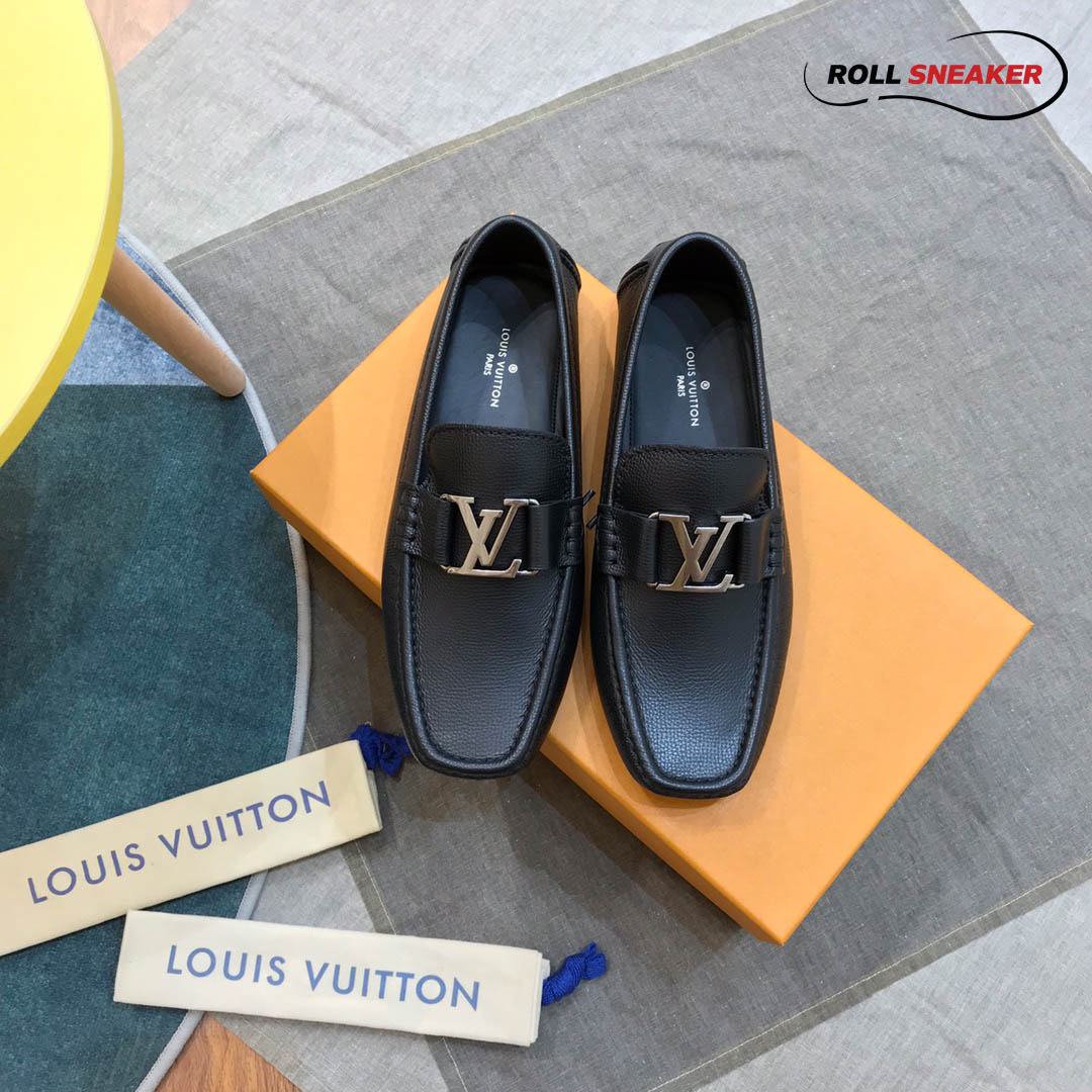 Giày Lười LV Monte Carlo Mocassin Black Da Bê Nhăn Khóa Logo Bạc Bóng