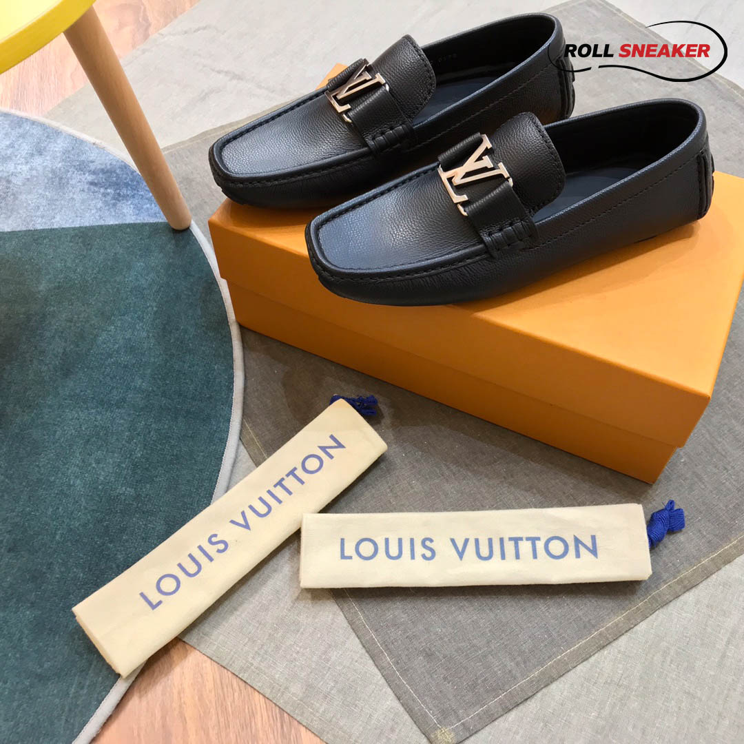 Giày Lười LV Monte Carlo Mocassin Black Da Bê Nhăn Khóa Logo Bạc Bóng