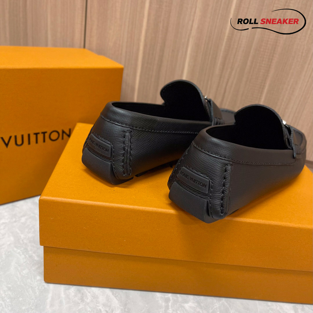 Giày Lười LV Monte Carlo Mocassin Black Da Taiga Khóa Logo Đen