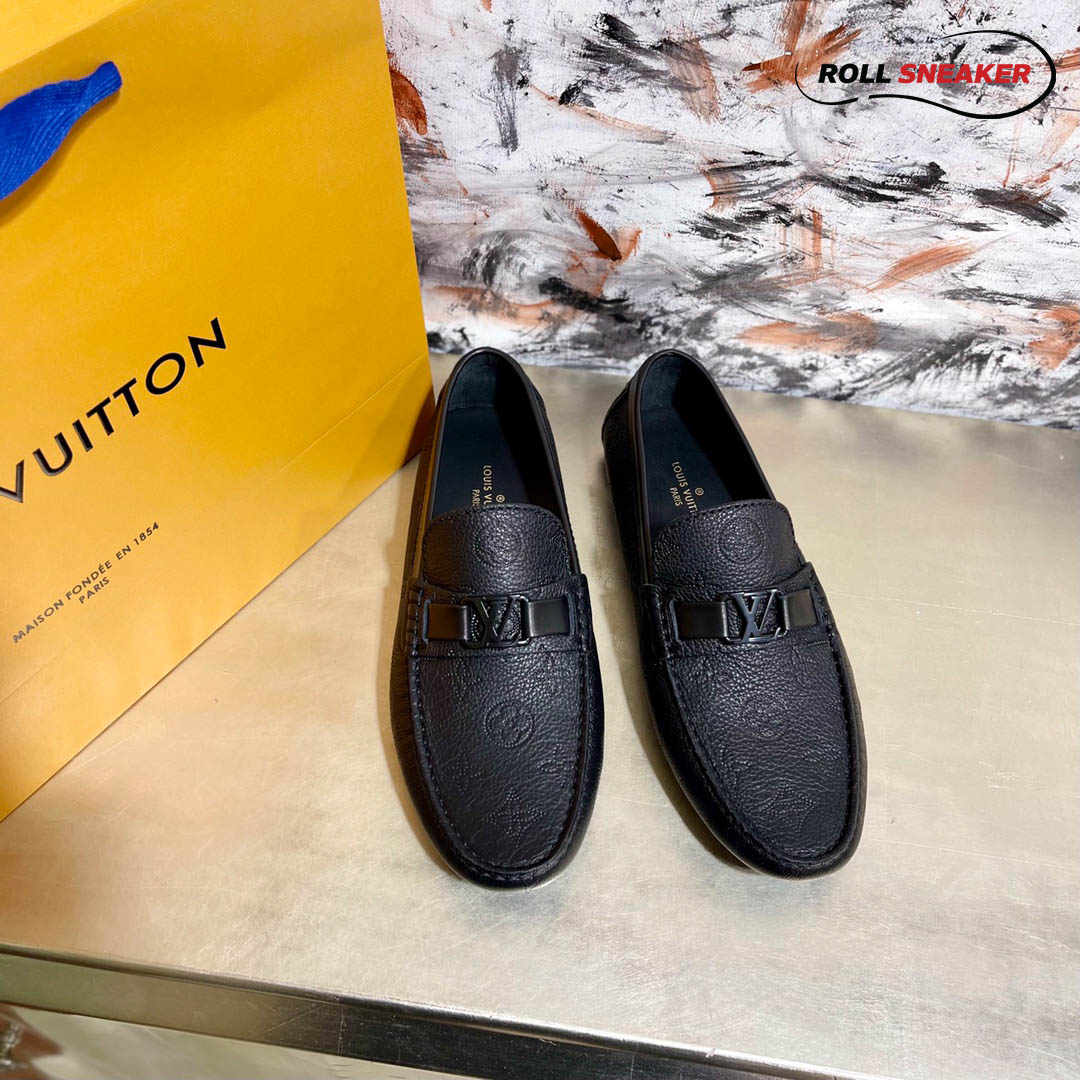 Giày Lv Moca Hockenheim Black Da Bê Sần Dập Nổi Hoạ Tiết Monogram Logo LV Đen