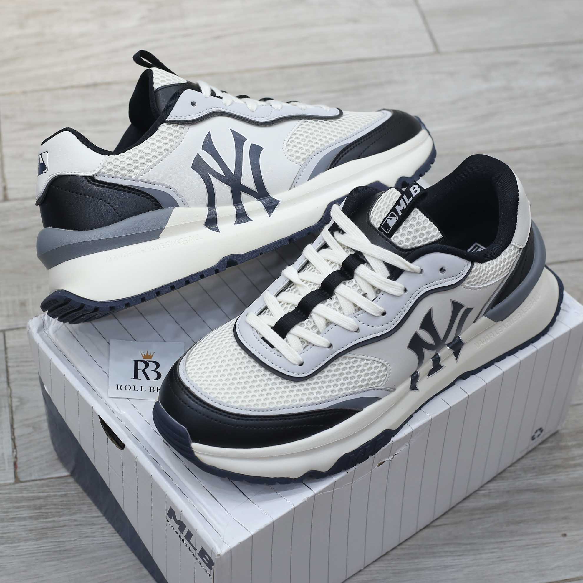 Giày MLB Chunky Runner NY ‘Black White’ Beat Quality
