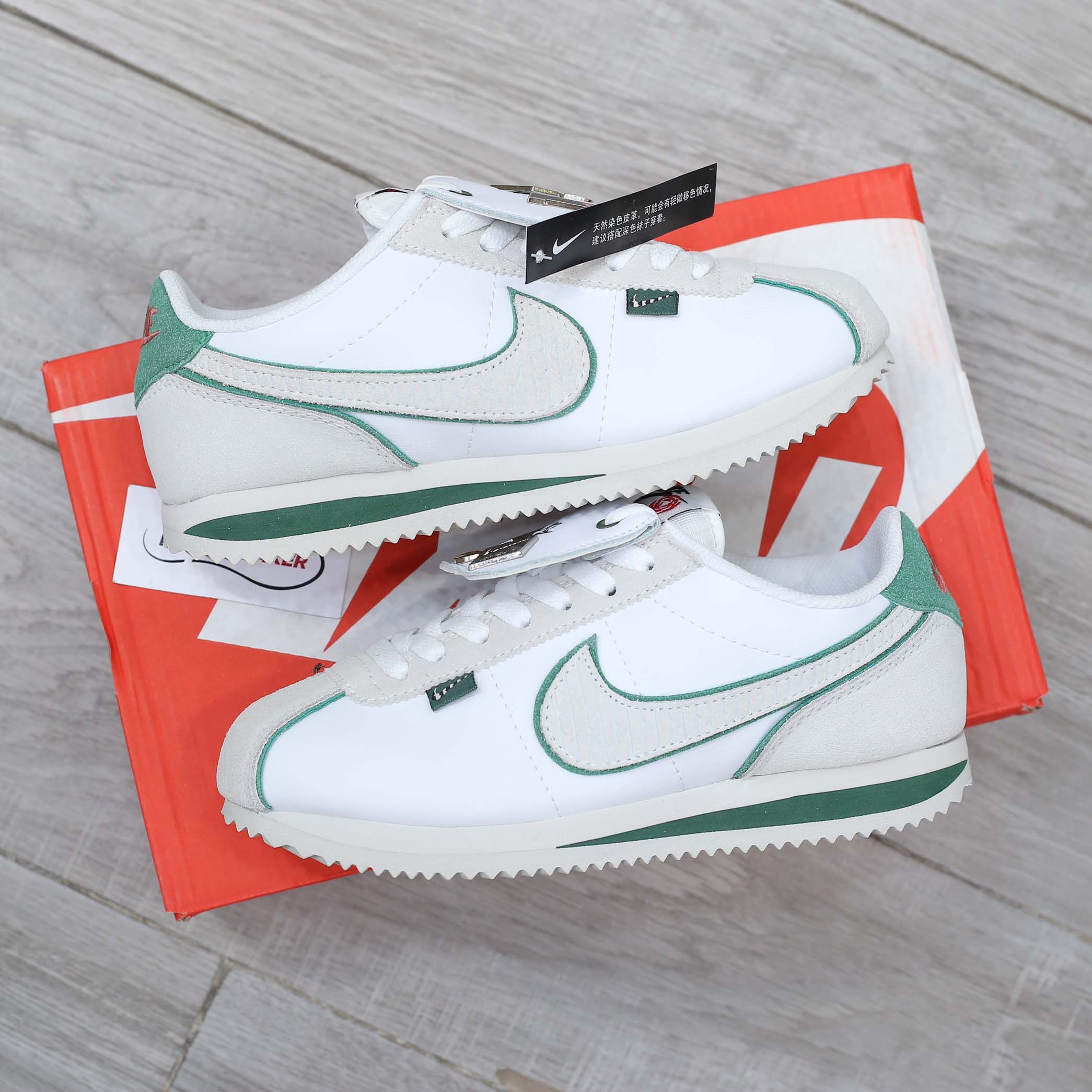 Giày Nike Cortez “All Petals United”