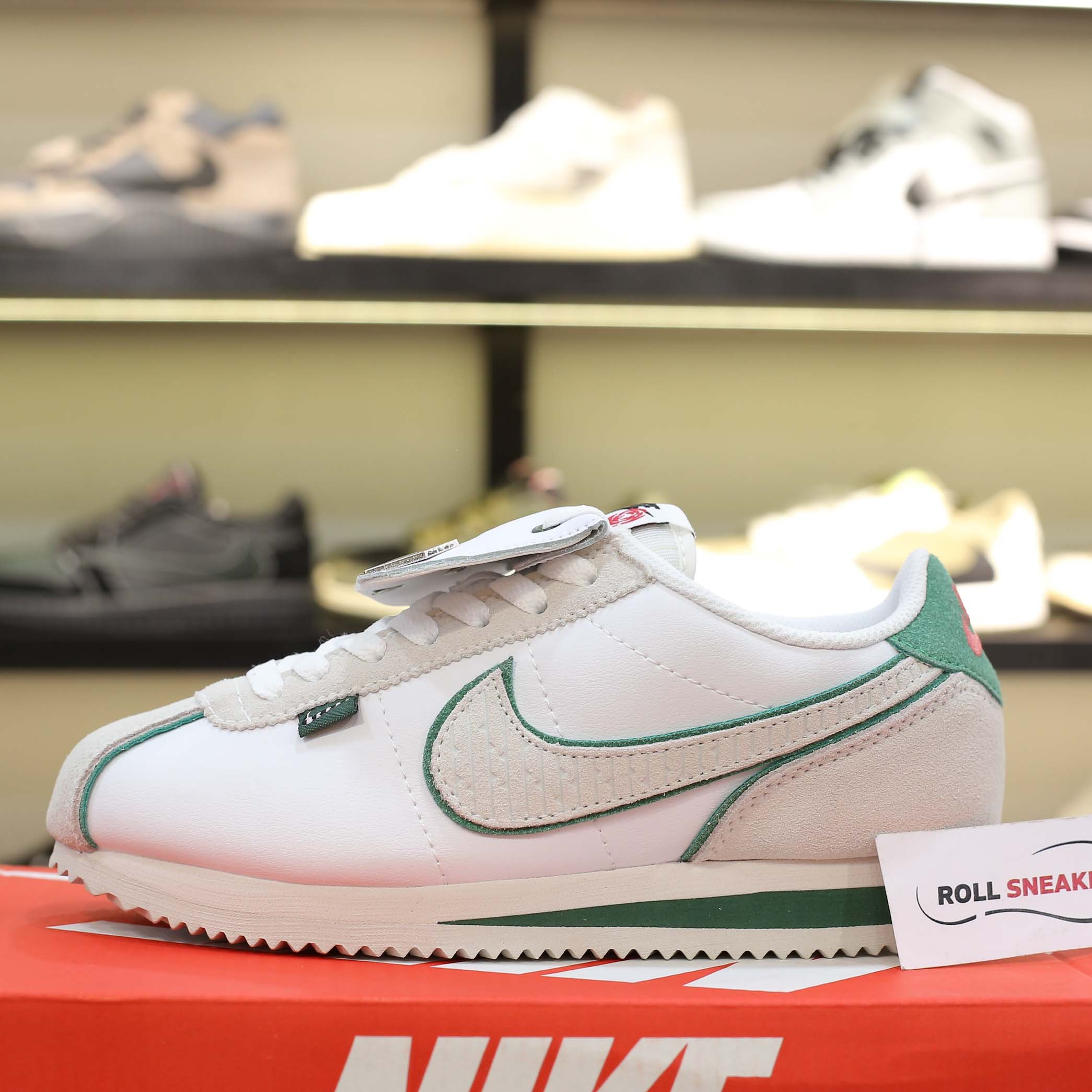 Giày Nike Cortez “All Petals United”