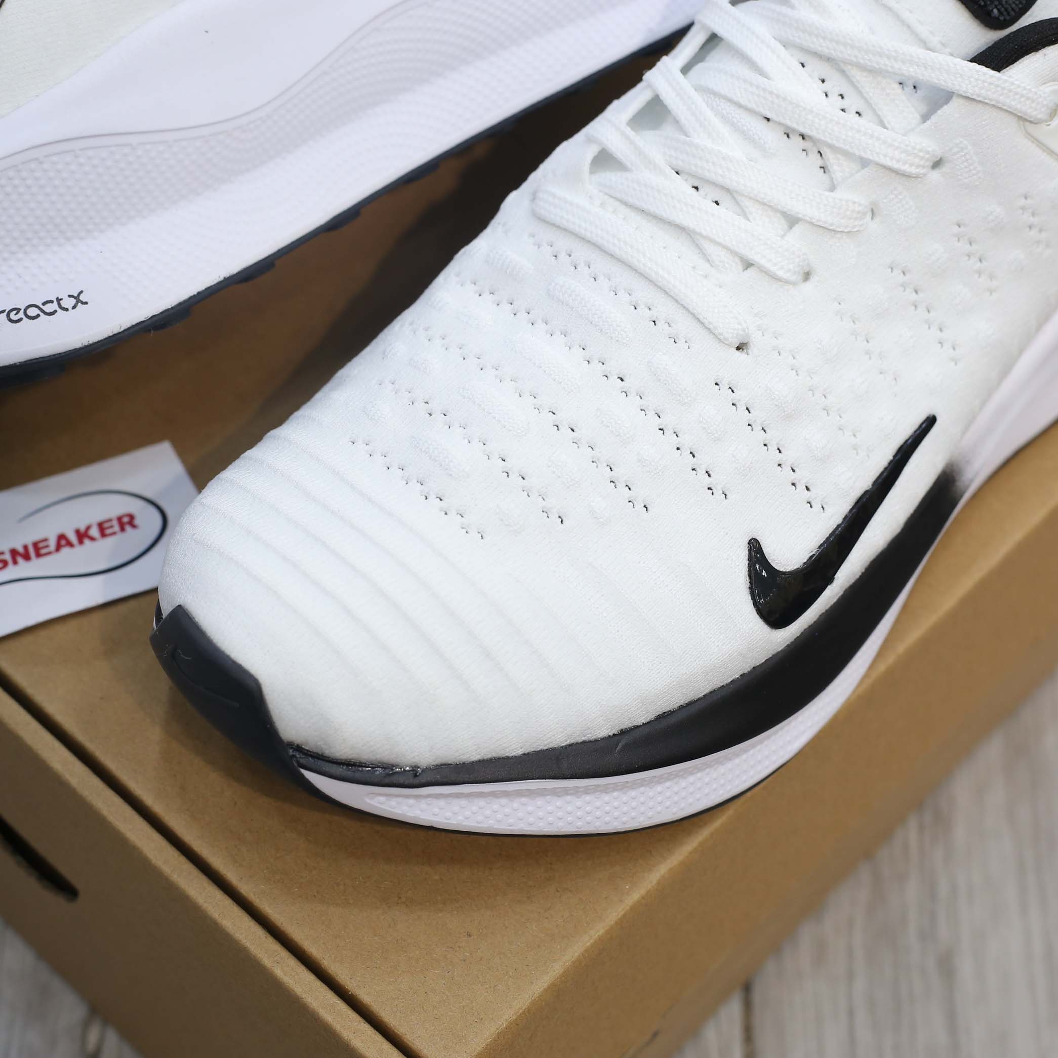 Giày Nike ReactX Infinity 4 ‘White Black’
