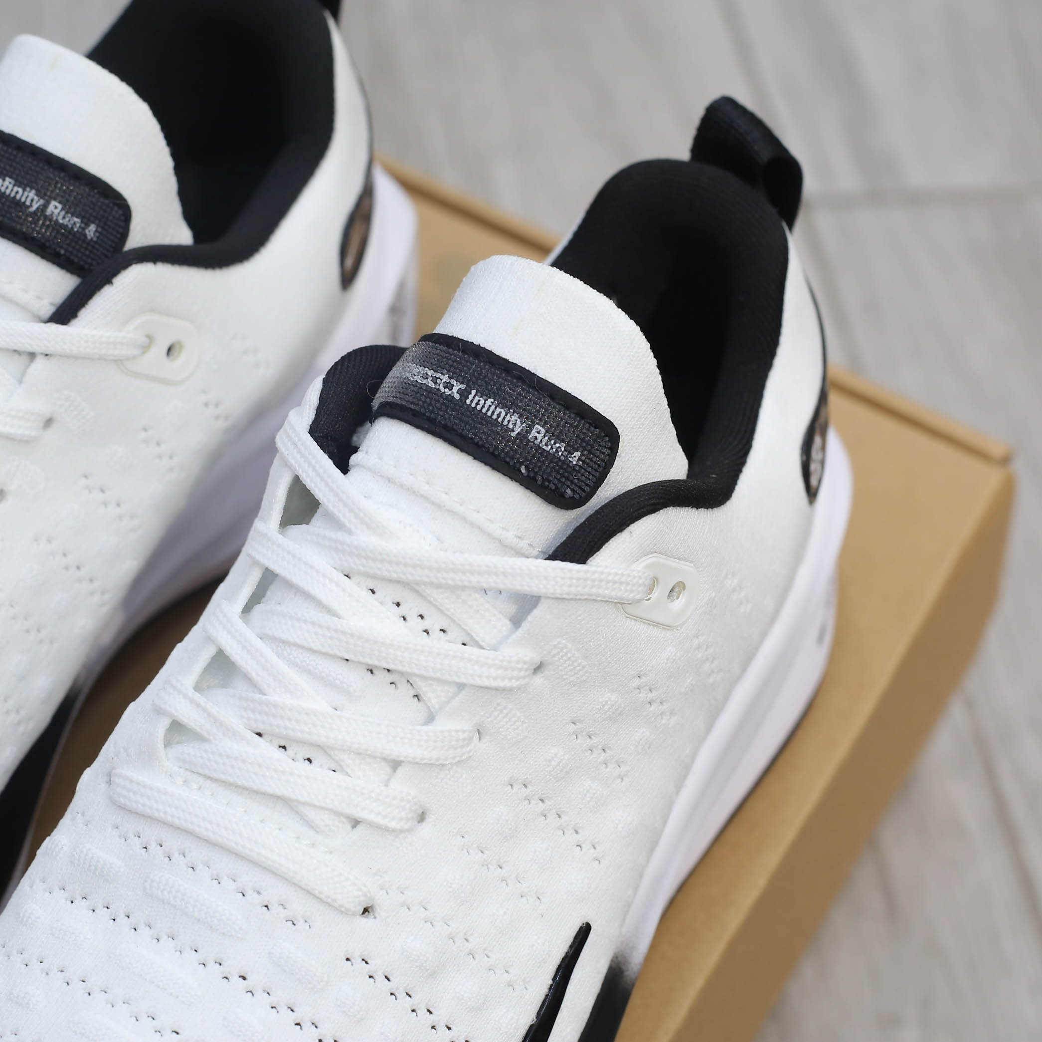 Giày Nike ReactX Infinity 4 ‘White Black’