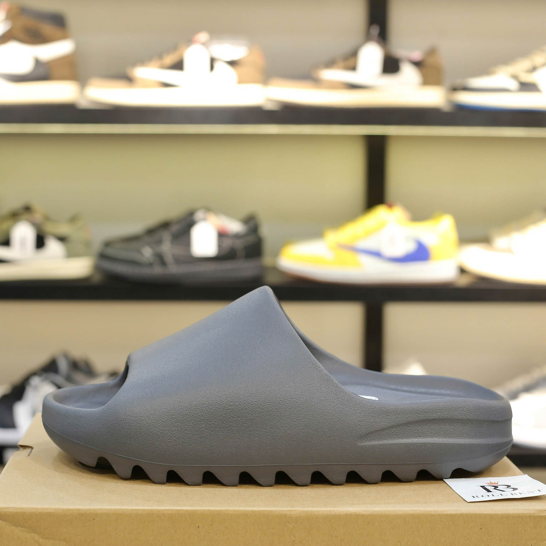 Dép Adidas Yeezy Slide ‘Granite’ Onyx Real