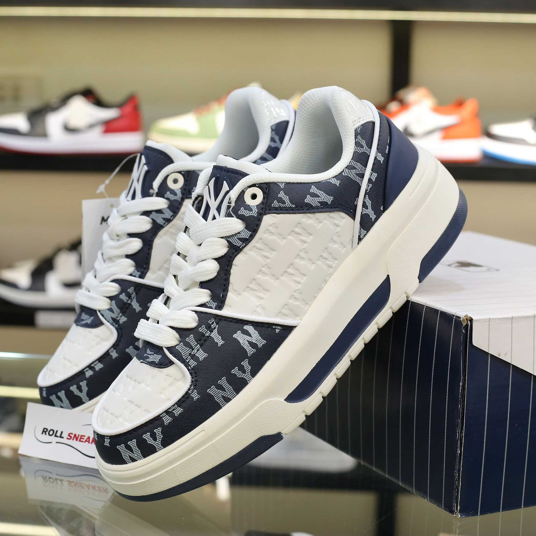 Giày MLB Korea Chunky Liner Classic Mono New York Yankees Navy Like Auth