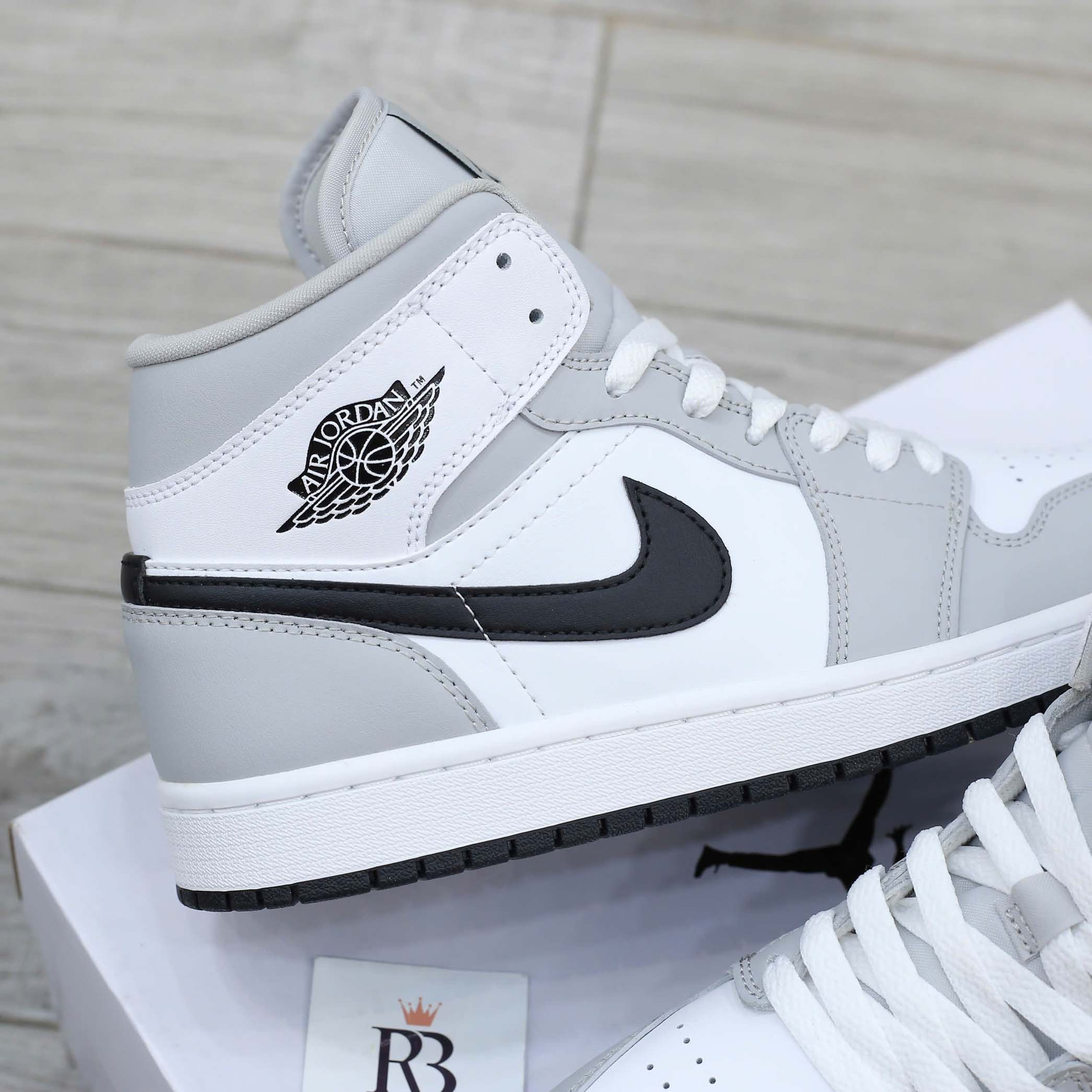 Giày Air Jordan 1 Mid Grey Fog And Light Smoke Grey Best Quality