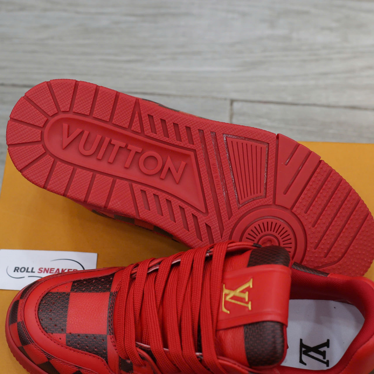Giày Louis Vuitton LV Trainer Sneaker Damier Pop Rojo Hombre Like Auth
