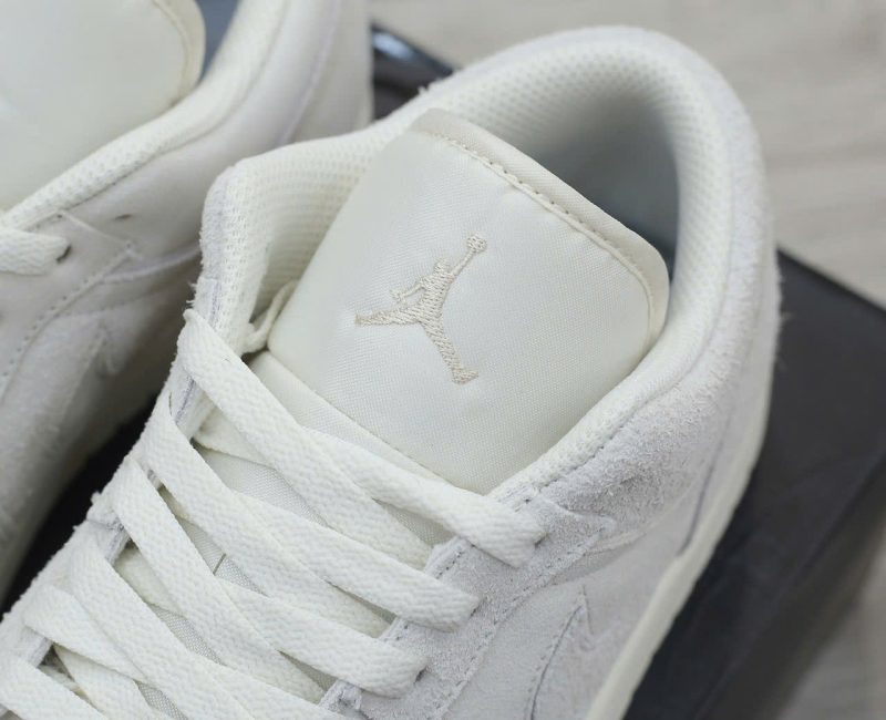 Giày Nike Air Jordan 1 Low SE Craft Best Quality