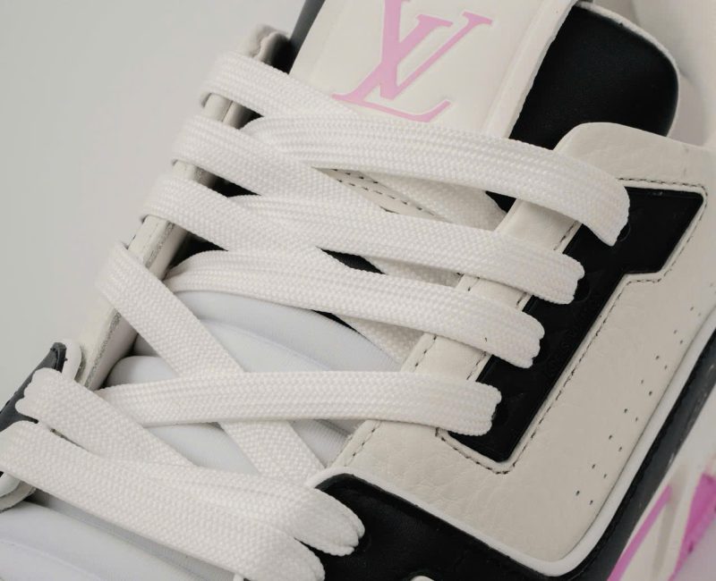 Giày Louis Vuitton LV Trainer #54 White Black Pink Best Quality