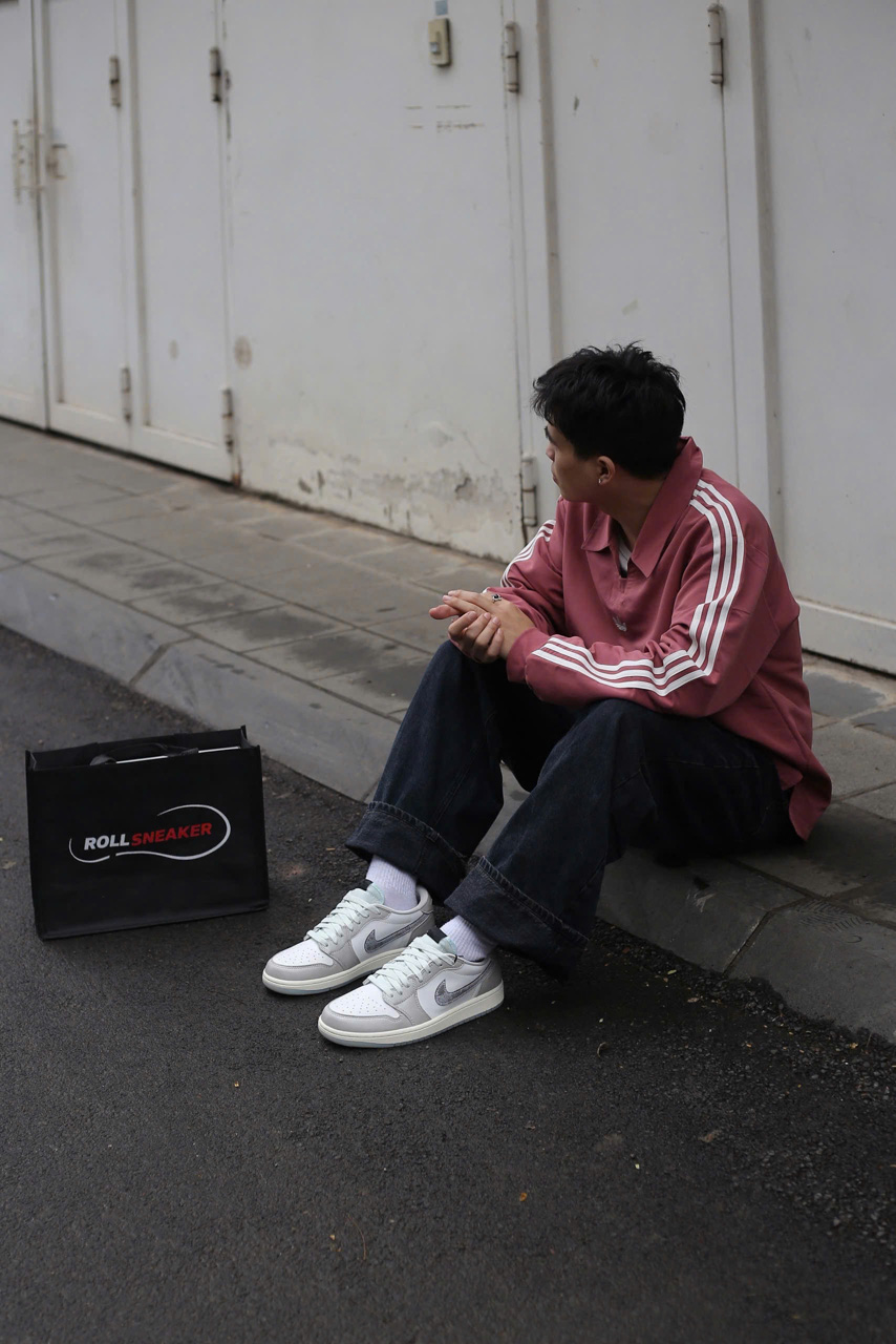 Onfeet Giày Air Jordan 1 Retro Low OG ‘Year of the Snake’ Like Auth